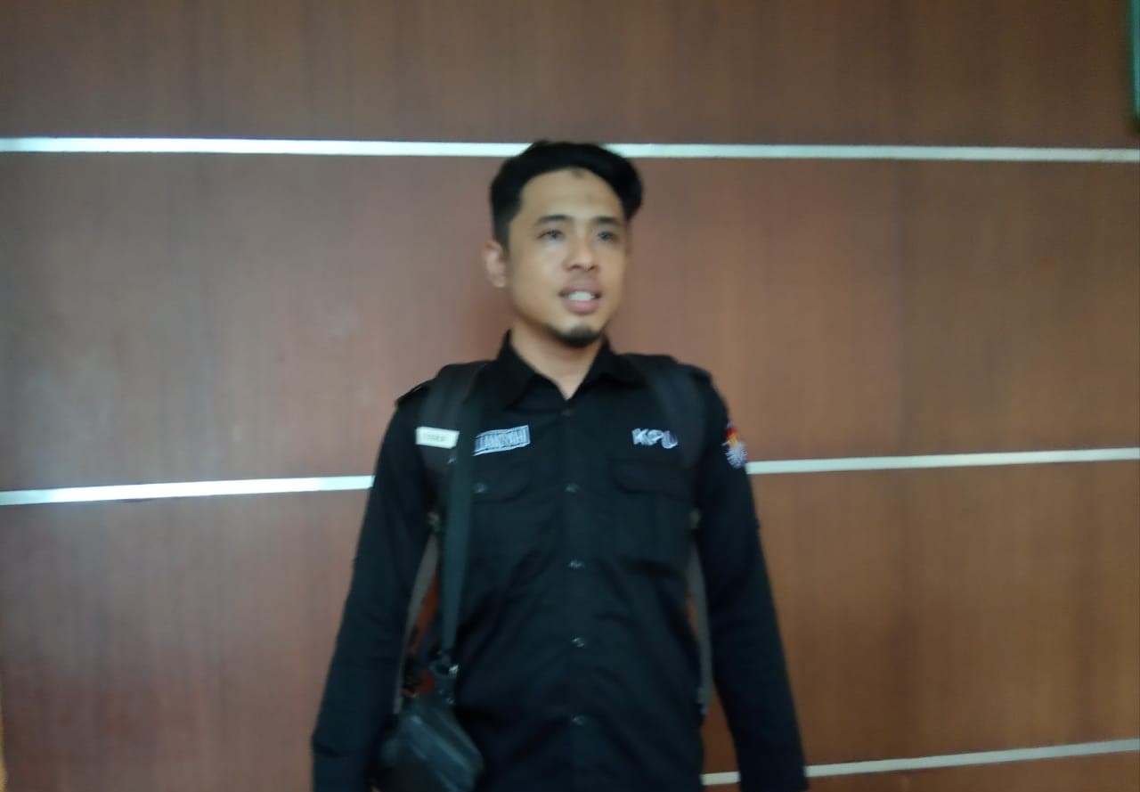 Anggota KPU bidang Divisi Perencanaan,Data dan Informasi Rudy Aliansyah. Foto: siberdbn.com-Har 5W1H