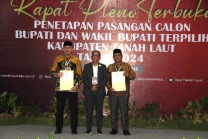 H. Rahmat Trianto-H. Muhammad Zazuli terima SK penetapan Bupati-Wakil Bupati Tala periode 2025-2030. Foto: 5W1H