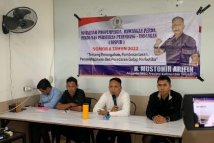 Legislator H Mustohir Arifin Sosialisasikan Perda Pencegahan Narkotika. Foto: Ikhsan/siberdbn.com