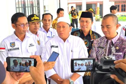 Bupati Terpilih Periode 2025-2030 Barito Kuala, H Bahrul Ilmi saat menghadiri pengukuhan APDESI Batola, Kamis (23/1/2025). Foto: Teladan Kalimantan