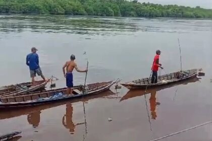 Tahap pencarian Anak Buah Kapal (ABK) kapal Cumi 1 diduga hilang/tenggelam. Foto: Tim SAR Palangkaraya 5W1H