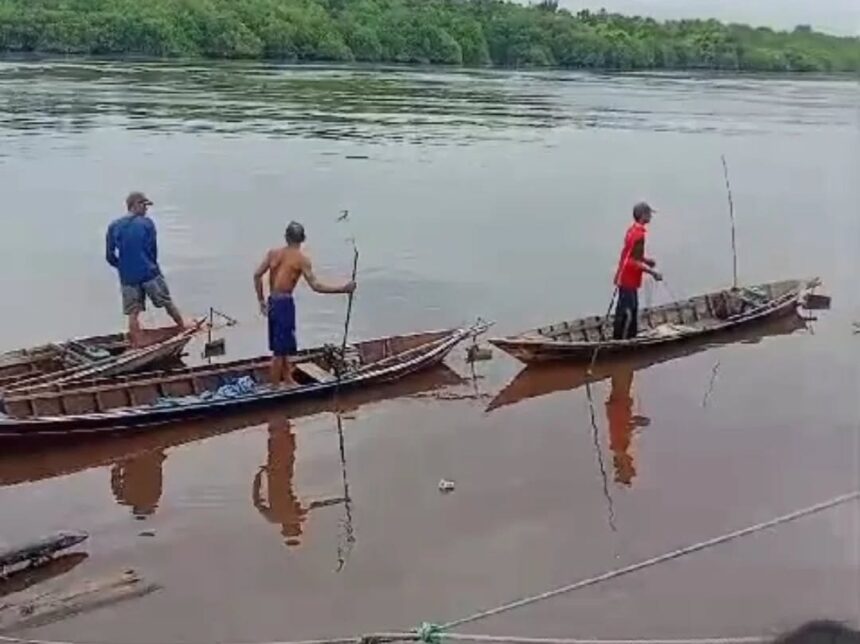 Tahap pencarian Anak Buah Kapal (ABK) kapal Cumi 1 diduga hilang/tenggelam. Foto: Tim SAR Palangkaraya 5W1H