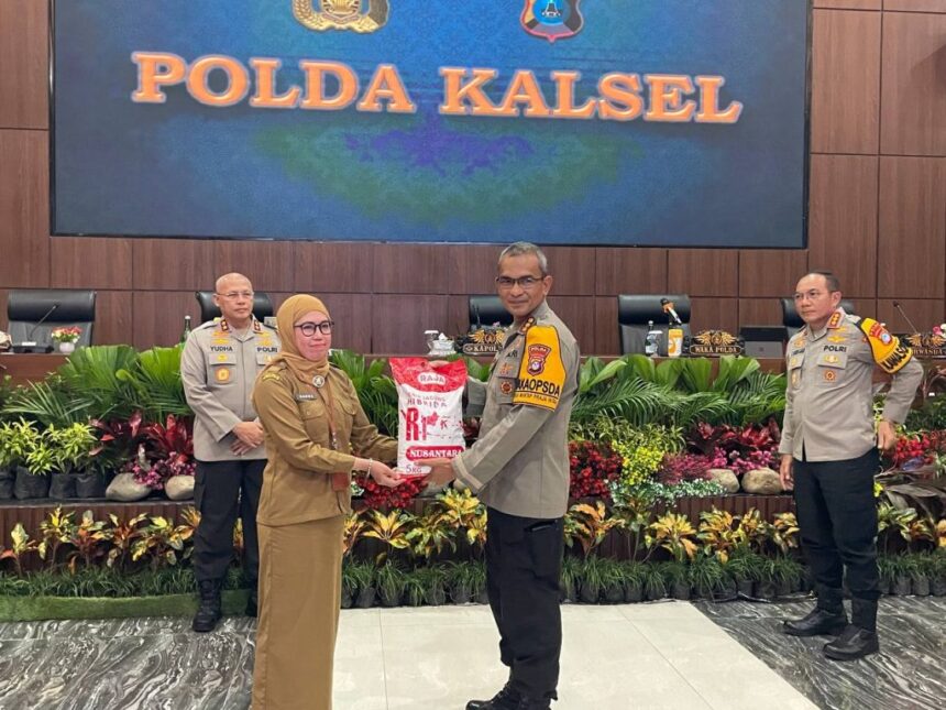 Rahmawati usai menghadiri Rapat Koordinasi dengan Kementerian Pertanian RI secara virtual dalam rangka Kesiapan Penanaman Jagung serentak 1 Juta Hektar di lahan Perkebunan atau lainnya, di Mapolda Kalsel Banjarbaru, Senin (13/1/2025). Foto: MC Kalsel