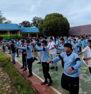 SMAN 1 Pengaron Kabupaten Banjar Dukung Kebiasaan Senam Anak Indonesia Hebat. Foto: Dok. SMAN 1 Pengaron Kabupaten Banjar