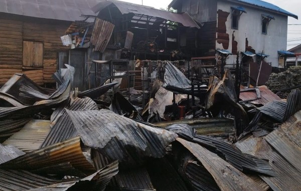 Kondisi terkini di lokasi kejadian pasca kebakaran di Jalan Kuin Utara RT 7, Kecamatan Banjarmasin Utara, Rabu (12/2/2025). Foto: BPBD Kota Banjarmasin