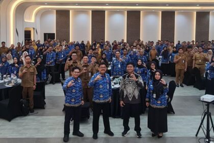 Dinas Komunikasi dan Informatika (Diskominfo) Kalimantan Selatan (Kalsel) melaksanakan Rapat Koordinasi penerapan Tanda Tangan Elektronik (TTE). Foto: MC Kalsel