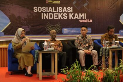 Diskominfo Kalsel saat menggelar Sosialisasi Indeks Keamanan Informasi (KAMI) versi 5.0 di salah satu hotel di Banjarmasin, Senin (10/2/2025). Foto: MC Kalsel