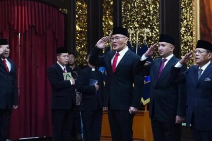 Deddy Corbuzier saat dilantik menjadi staf khusus Menteri Pertahanan Bidang Komunikasi Sosial dan Publik. Foto: Dok. Menteri Pertahanan RI