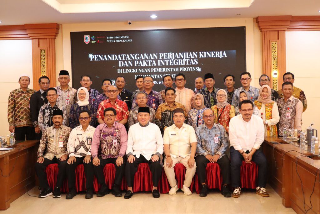 Rapat Koordinasi di lingkungan Pemprov Kalsel di eks kantor Gubernur Kalsel di Banjarmasin, Jumat (31/1/2025). Foto: MC Kalsel