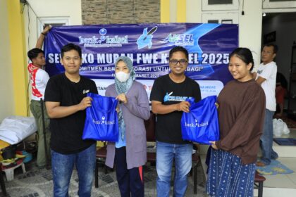 Forum Wartawan Ekonomi (FWE) Provinsi Kalimantan Selatan (Kalsel) bersama mitra kerja terus menebar manfaat di momen Ramadan. Foto: Dok. FWE Kalsel