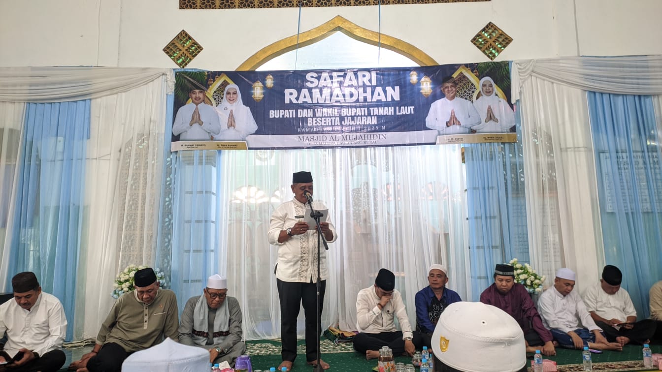 Wakil Bupati Tanah Laut, H Muhammad Zazuli menghadiri Safari Ramadan. Foto: Asep/siberdbn.com 5W1H